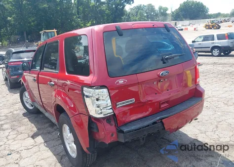 2010 Ford Escape Xls from USA, damaged, VIN 1FMCU0C78AKC81833